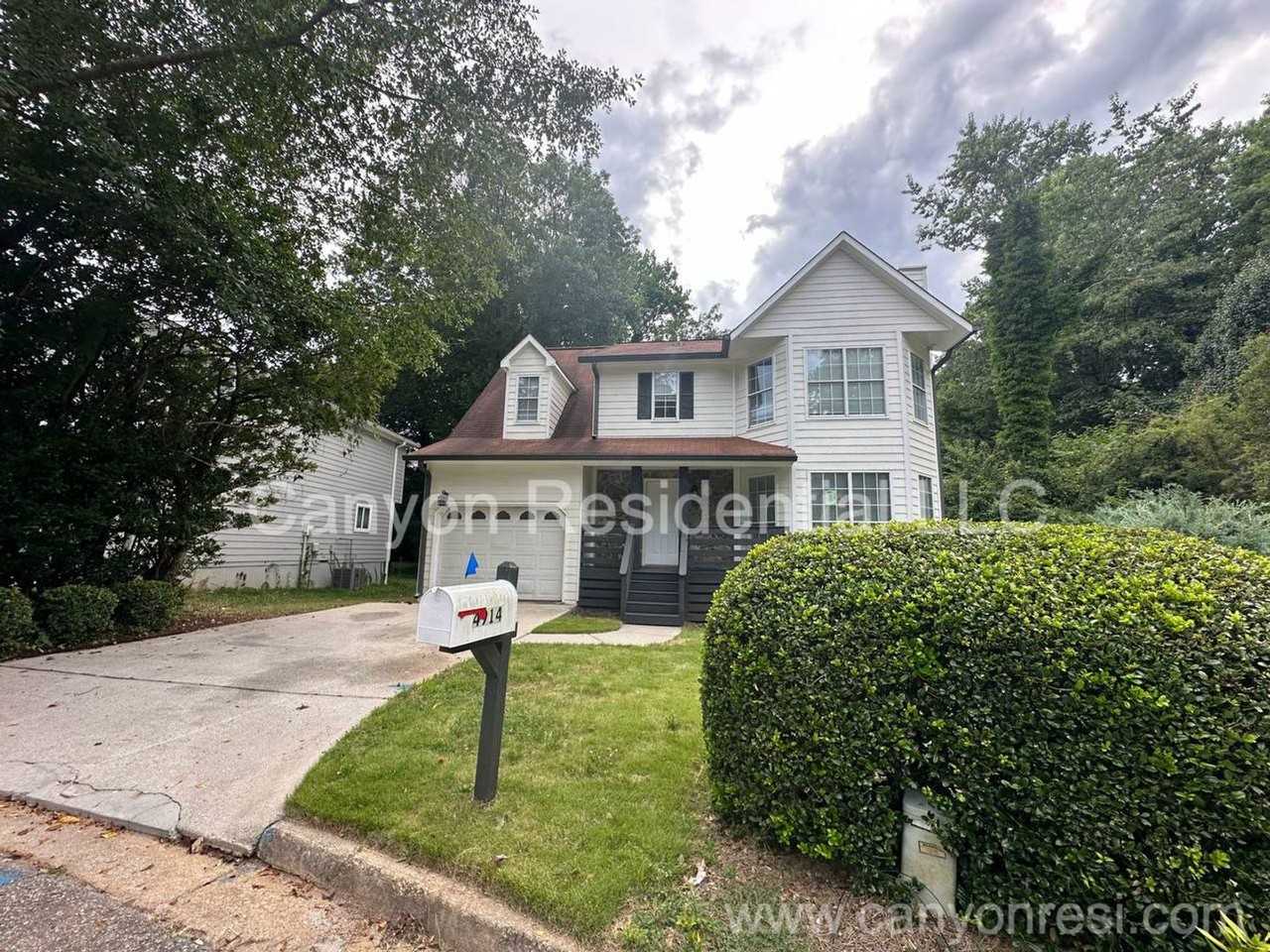 4914 Fenbrook Dr - Photo 3 of 30