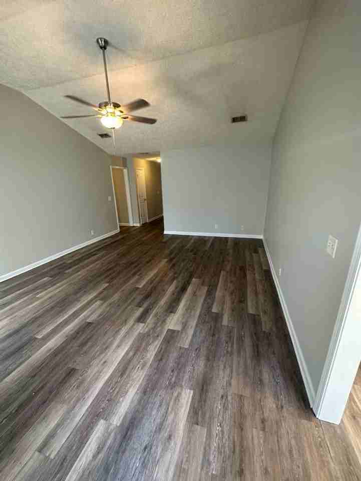2506 Gold Valley Dr - Photo 5 of 26