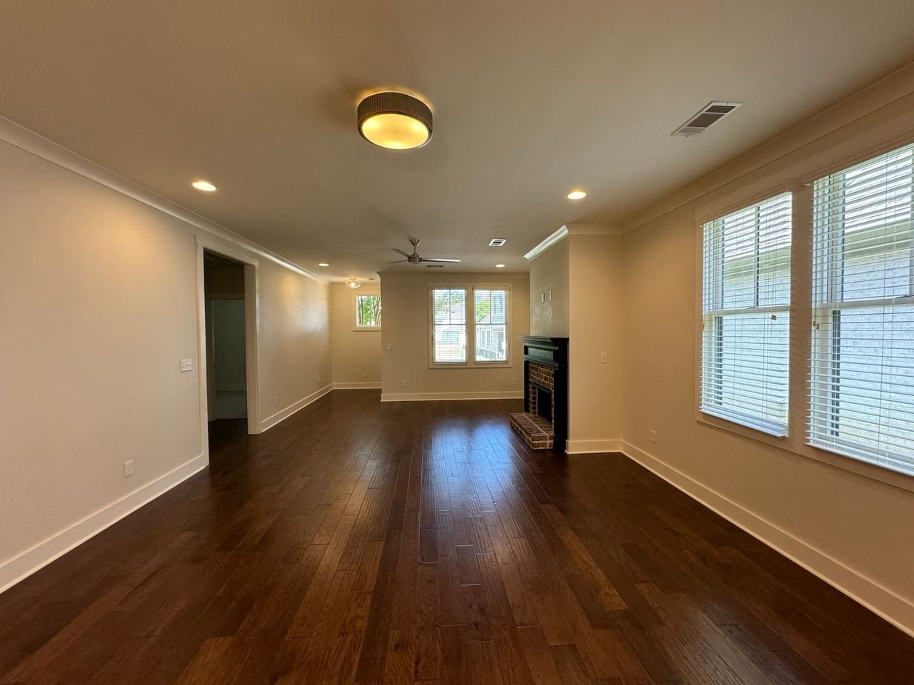 3408 Lockwood Pl - Photo 6 of 36