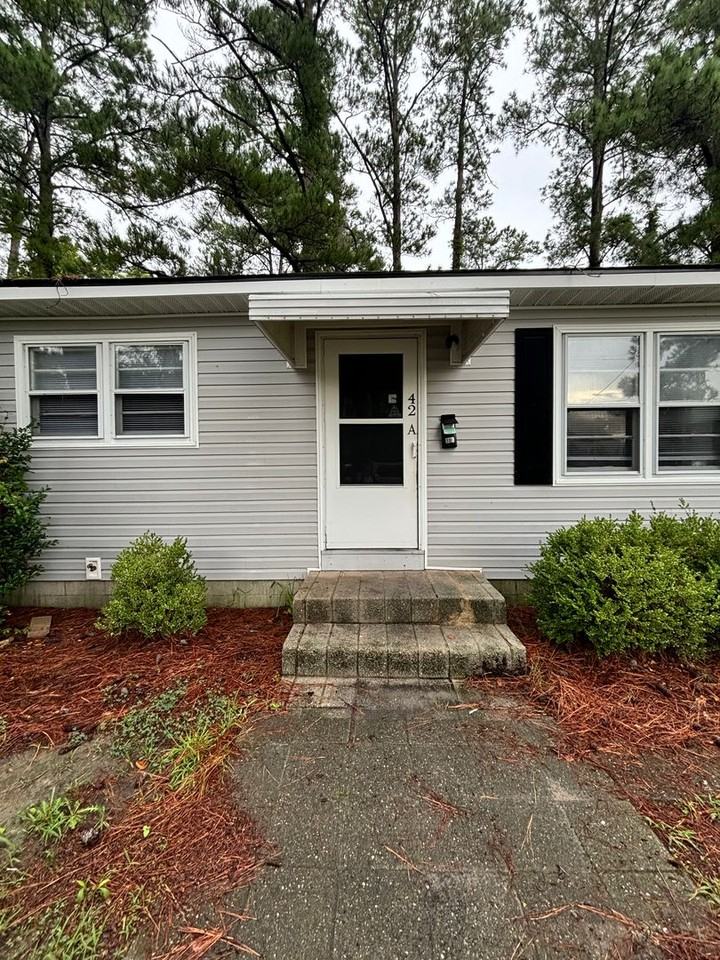42A Sophia Dr - Photo 3 of 13