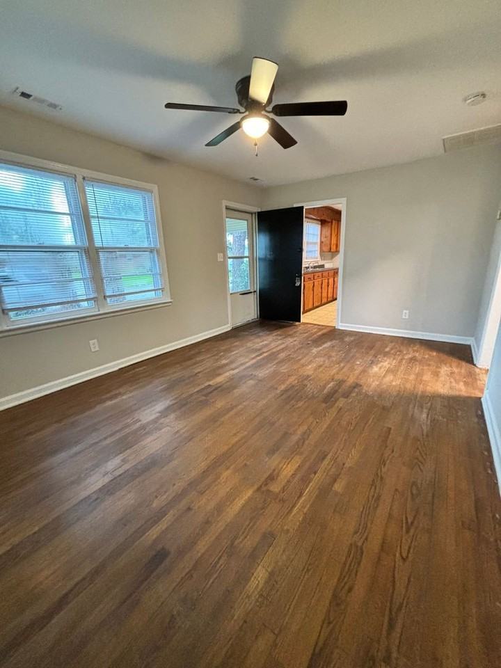 42A Sophia Dr - Photo 6 of 13
