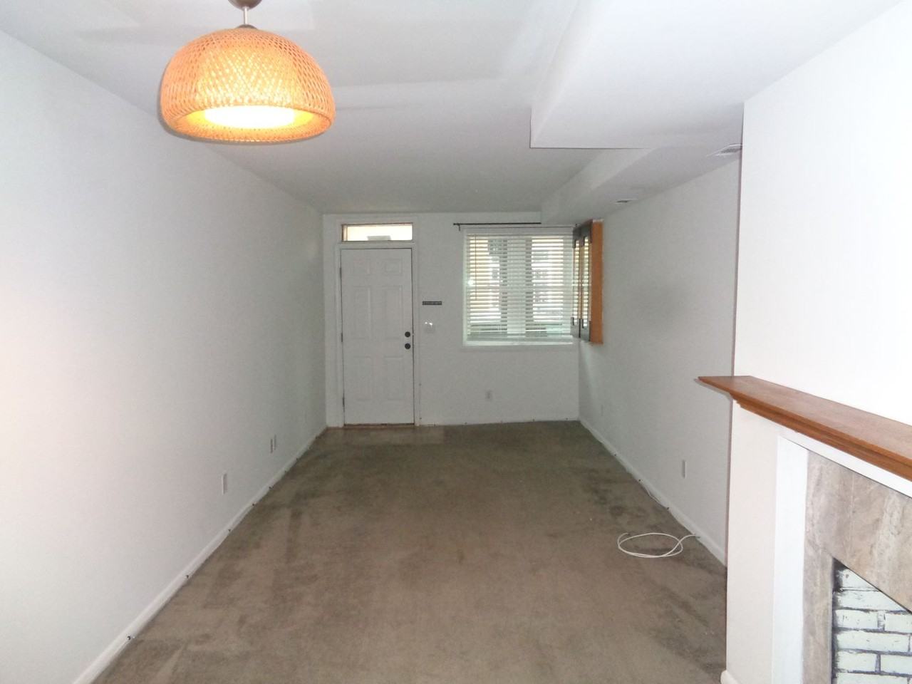 1917 Fleet St - Photo 2 of 15