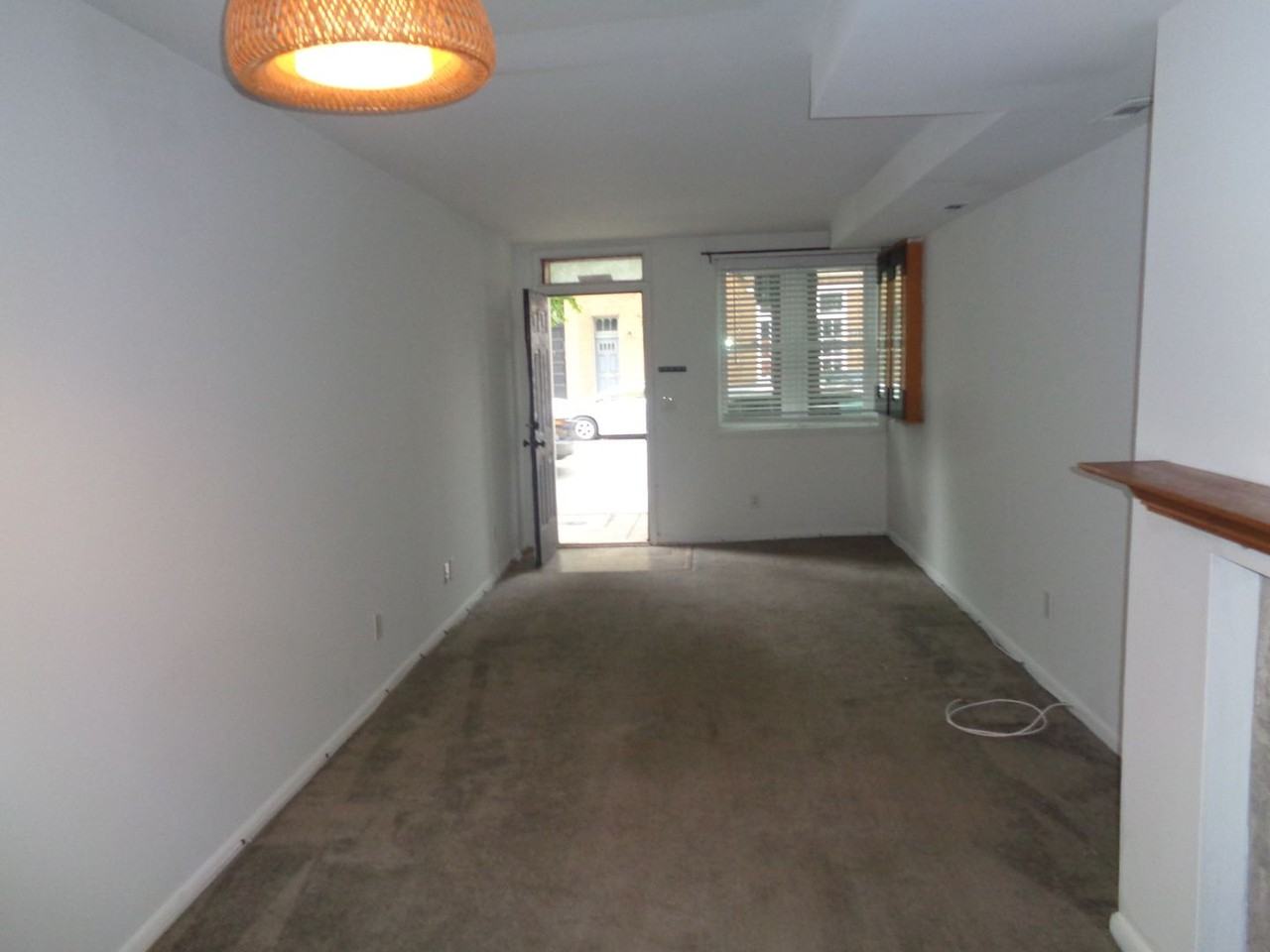 1917 Fleet St - Photo 3 of 15