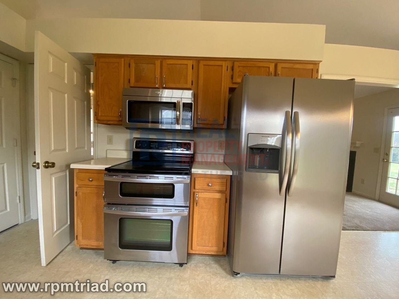 600 Pecan Ridge Cir - Photo 2 of 39