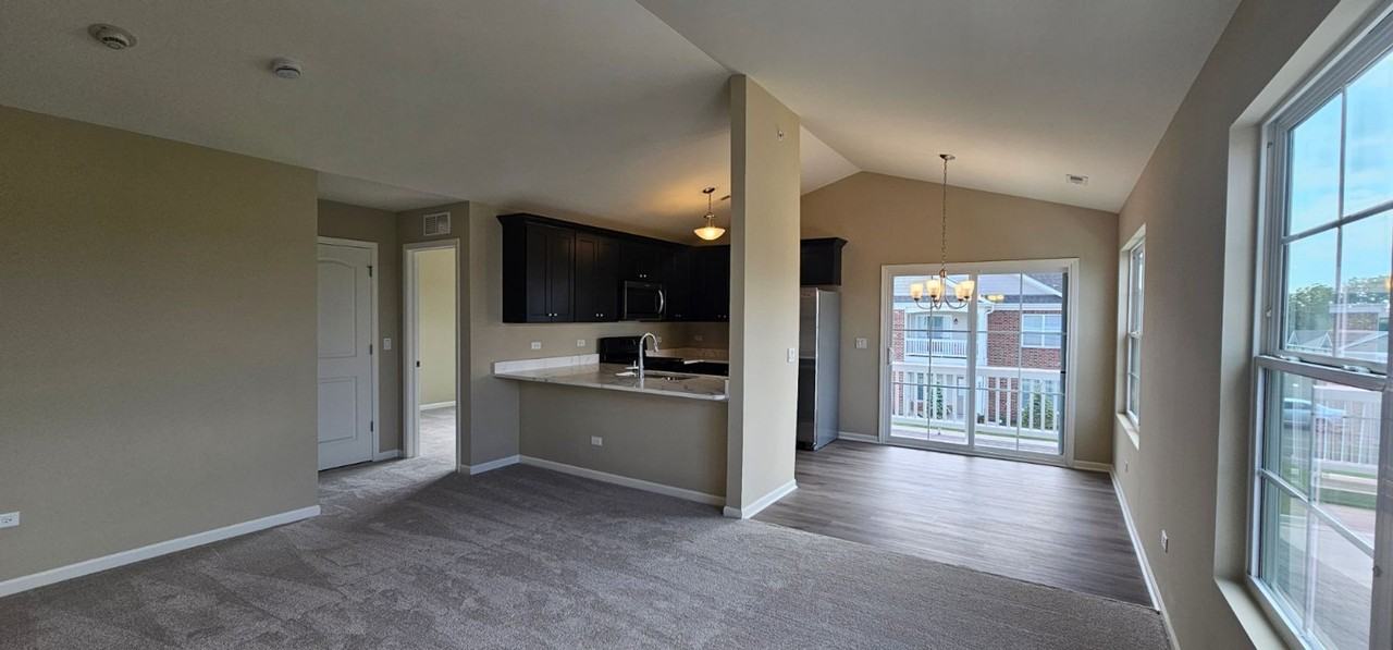 508 Timber Pointe Dr - Photo 3 of 16