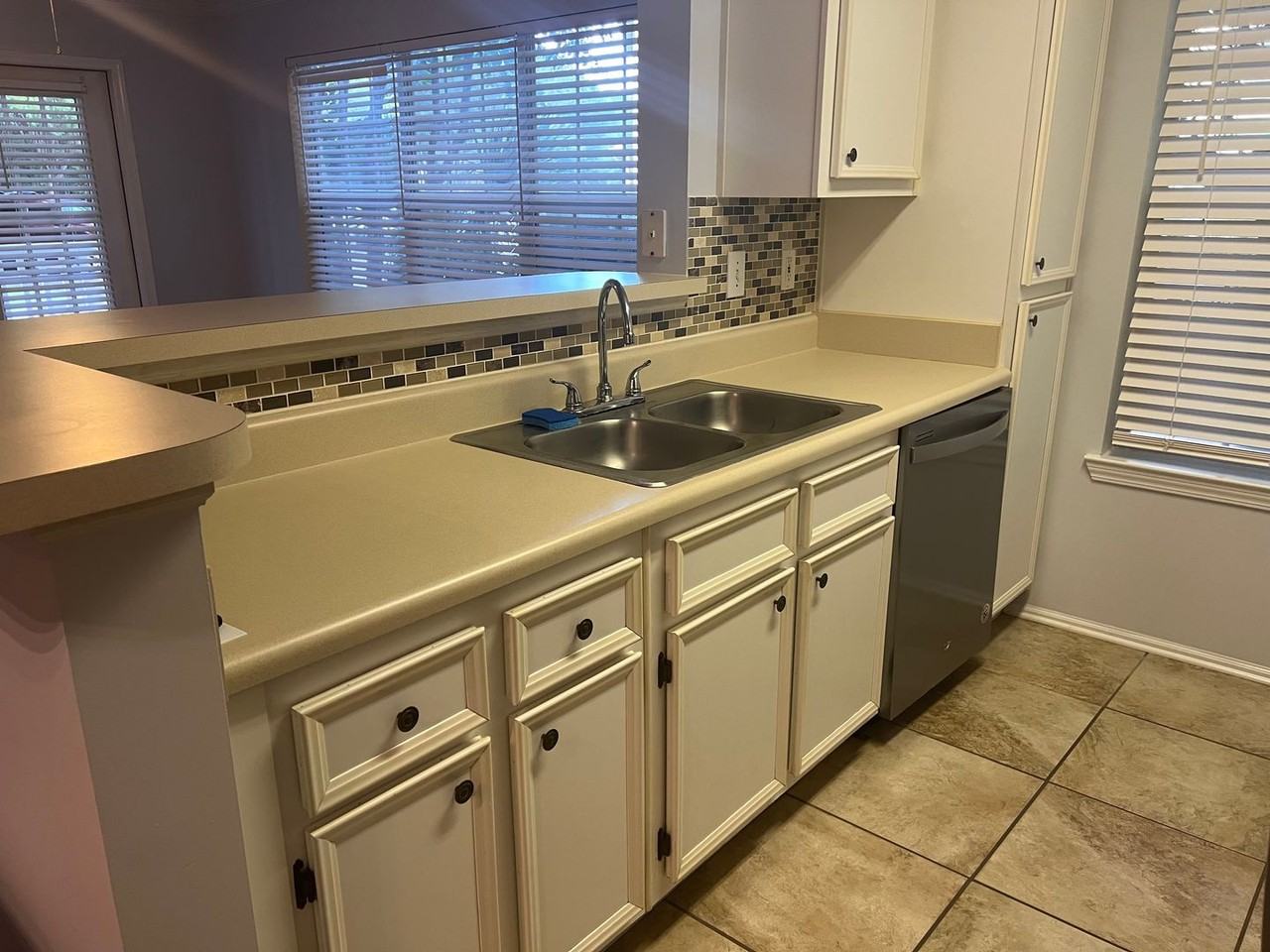 50 Pebble Beach Cv Apt G117 - Photo 4 of 20