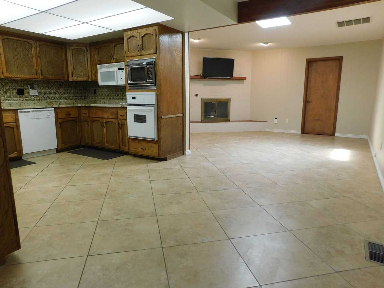 2700 G Rd #8C - Photo 6 of 21