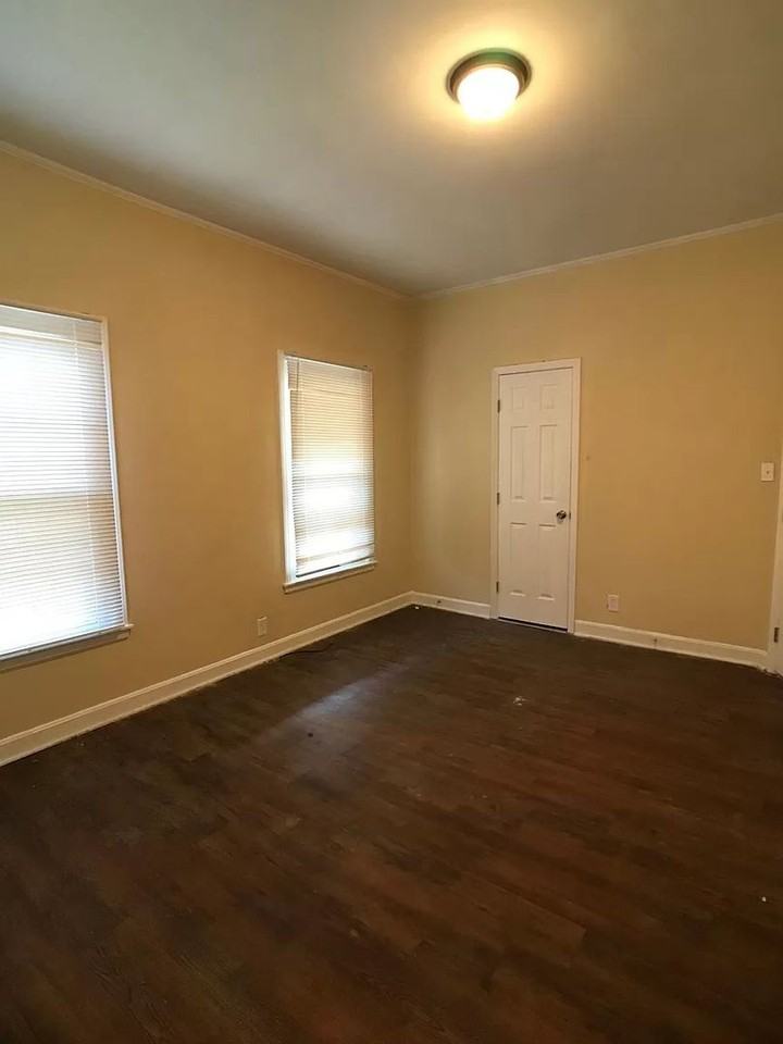 8600 Moores Chapel Rd - Photo 3 of 8