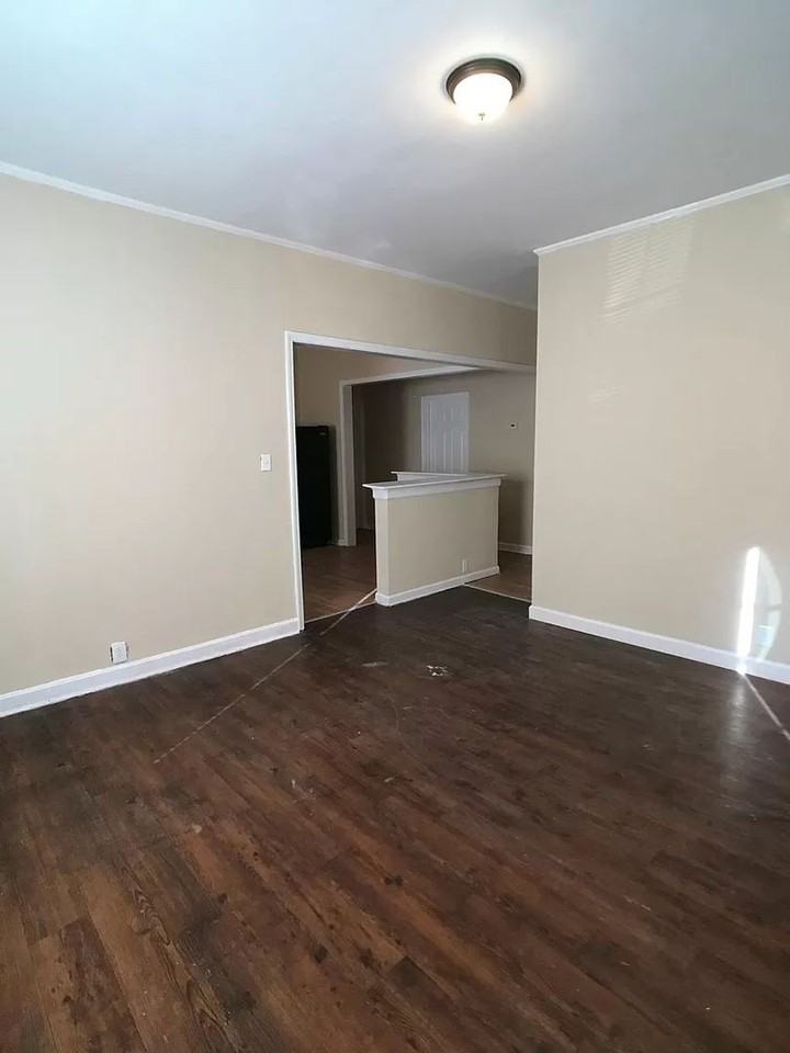 8600 Moores Chapel Rd - Photo 6 of 8