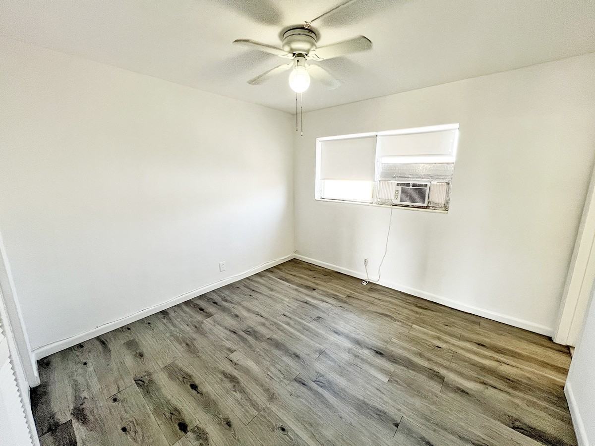 6014 Fillmore Street - Photo 5 of 12