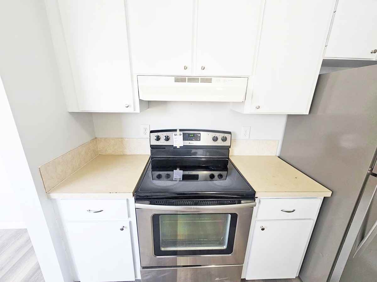 4523 Gulfstream Road - Photo 2 of 20