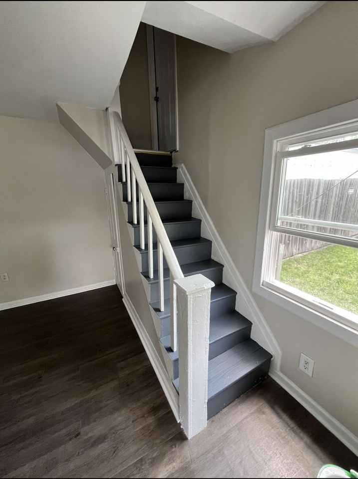 2408 Brown Street - Photo 6 of 7