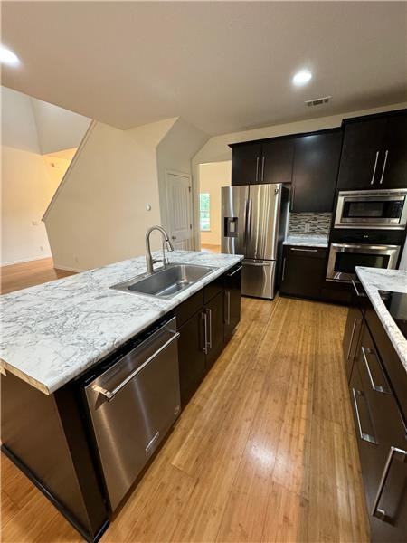 103 Tahoe Dr - Photo 3 of 50