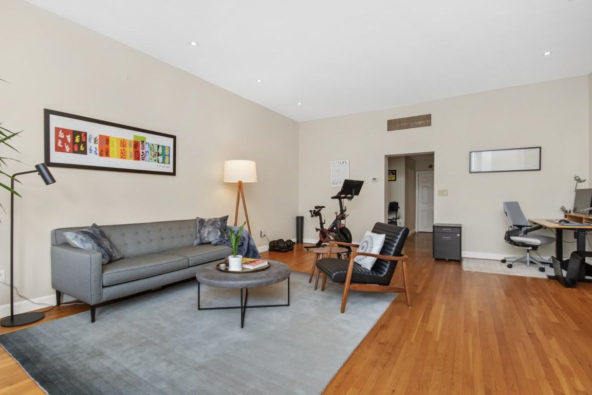 160 Commonwealth Ave #213 - Photo 4 of 20
