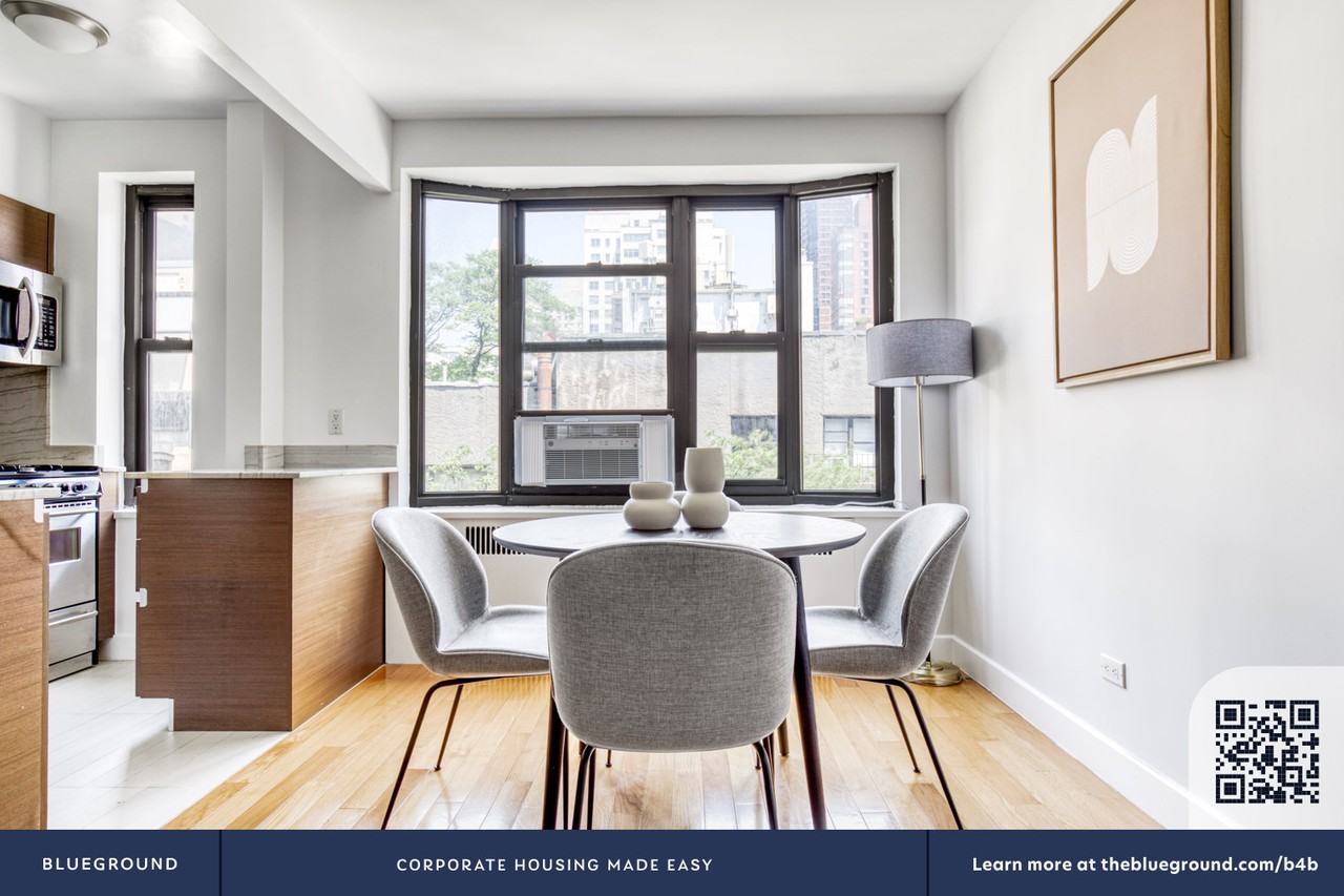 252 East 61st Street - Photo 5 of 17