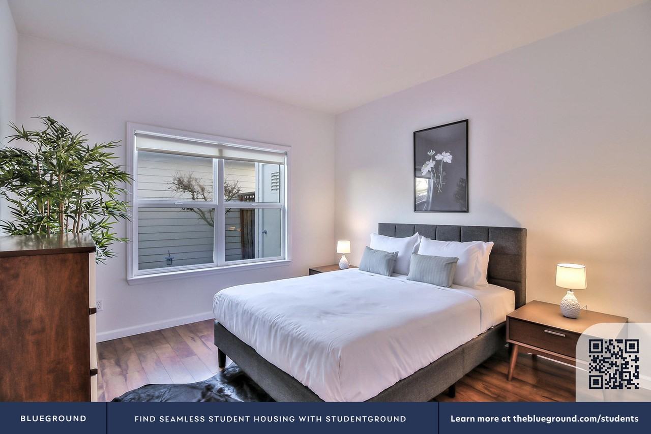 716 Astor Ct #1589 - Photo 6 of 14