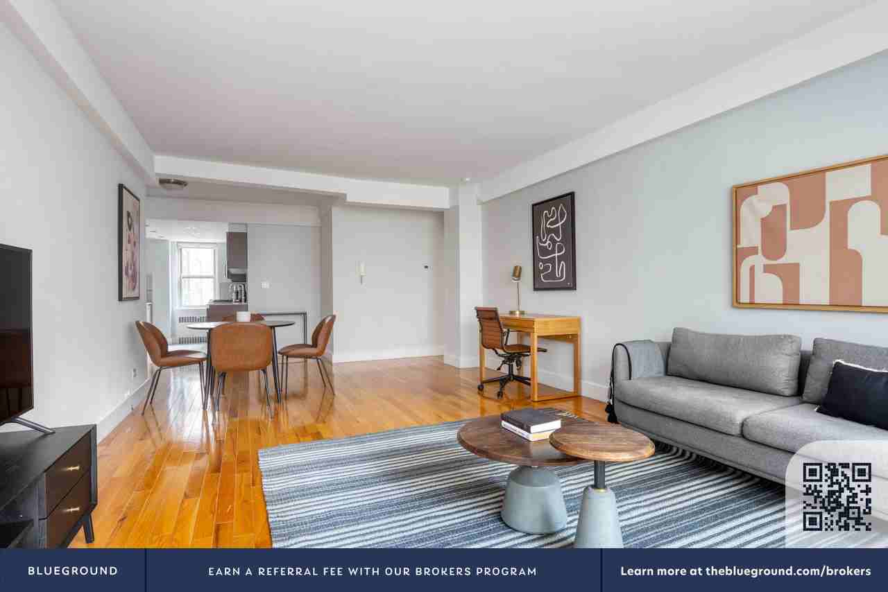 41 Park Avenue - Photo 5 of 33
