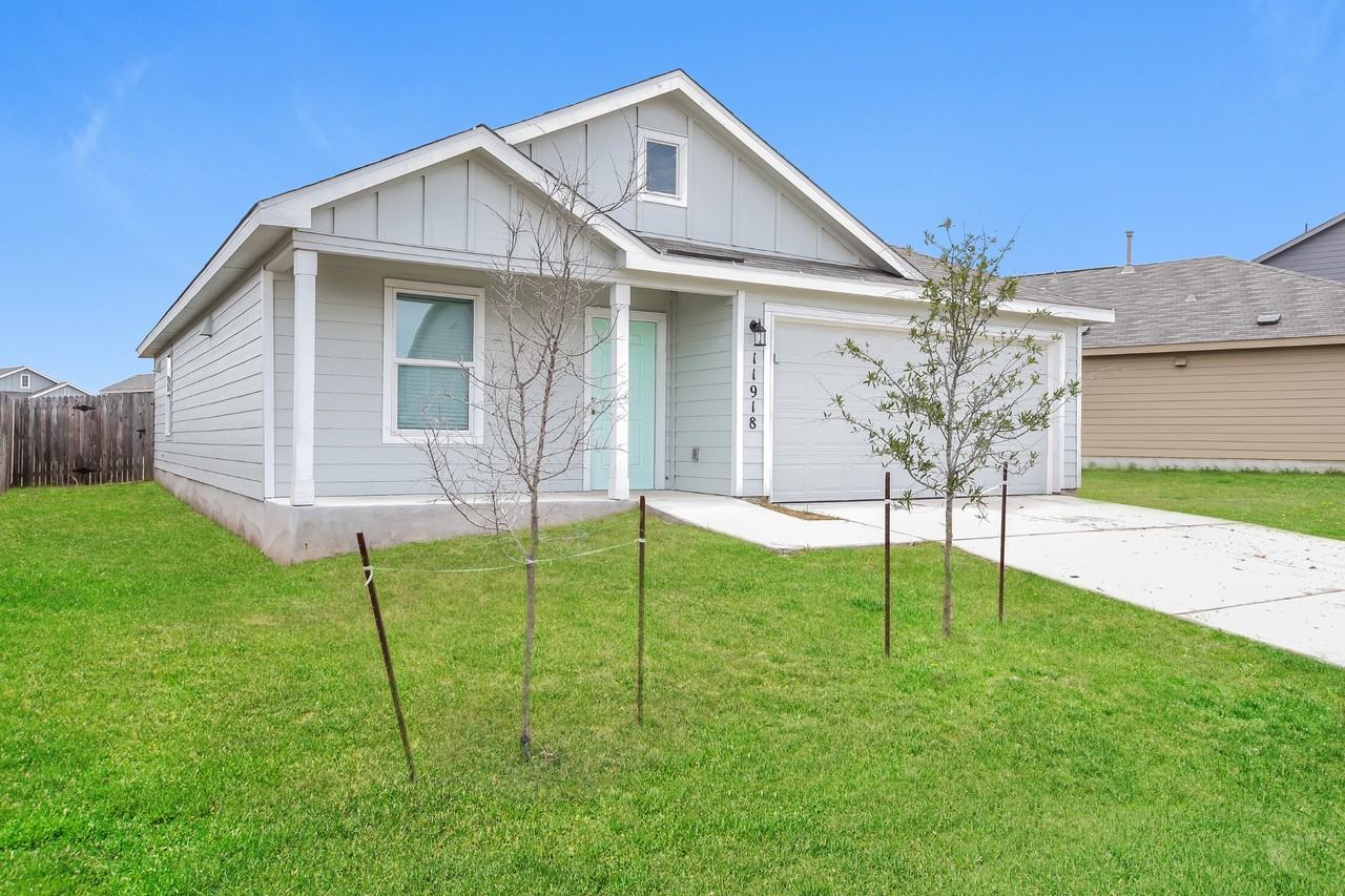 11918 Cink Dr - Photo 2 of 26