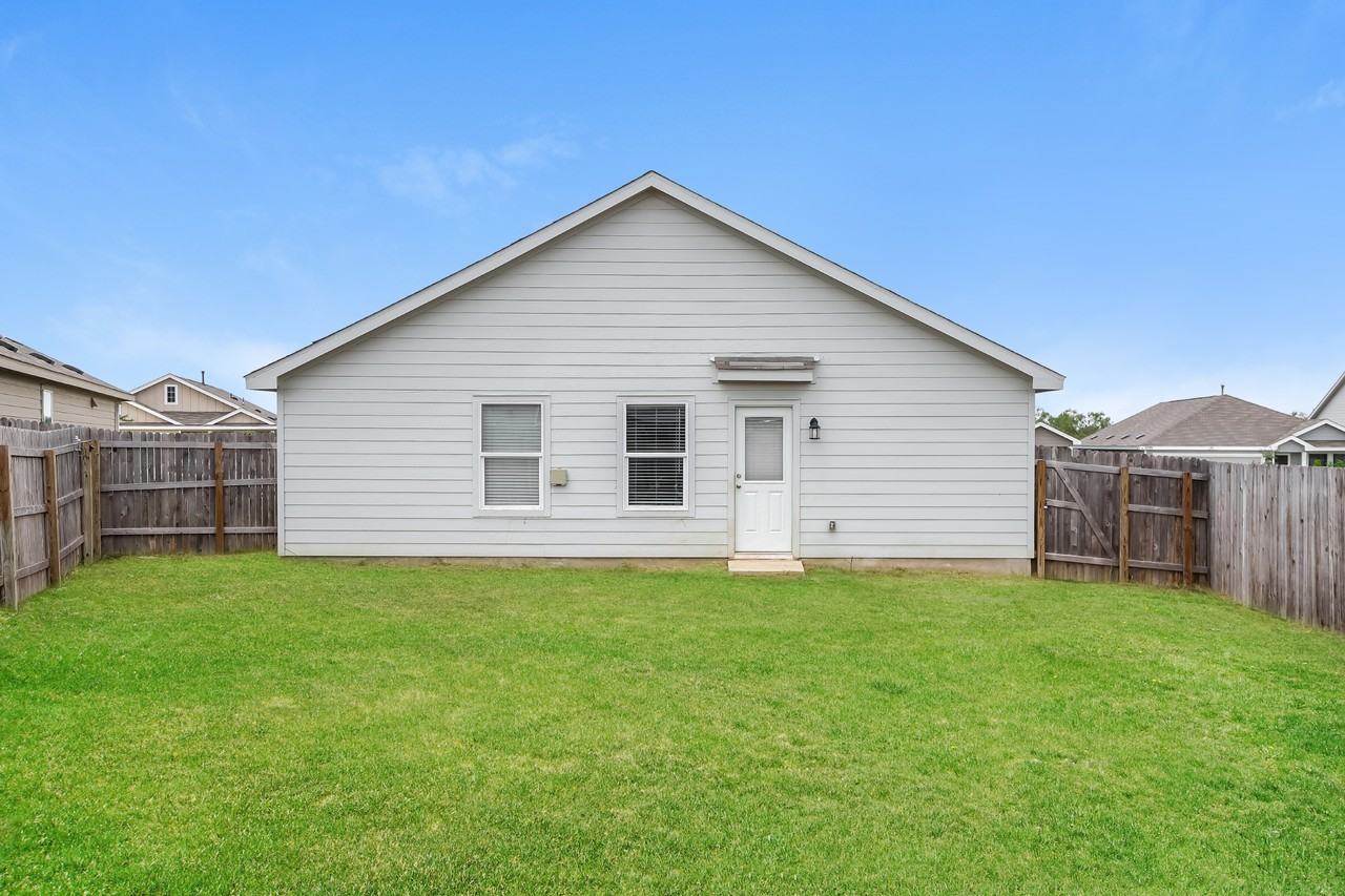 11918 Cink Dr - Photo 6 of 26