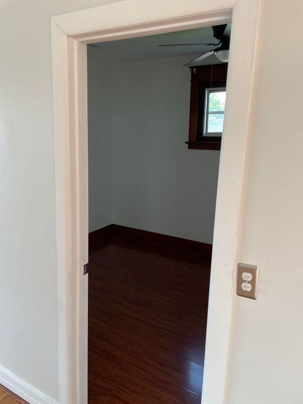 2015 Genesee St - Photo 2 of 9