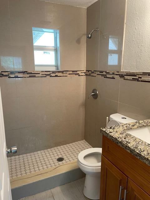 725 21st Street - Photo 3 of 9