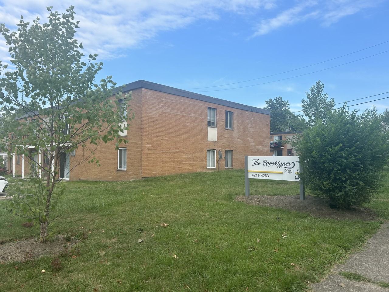 Brooklyner Point - Photo 2 of 4