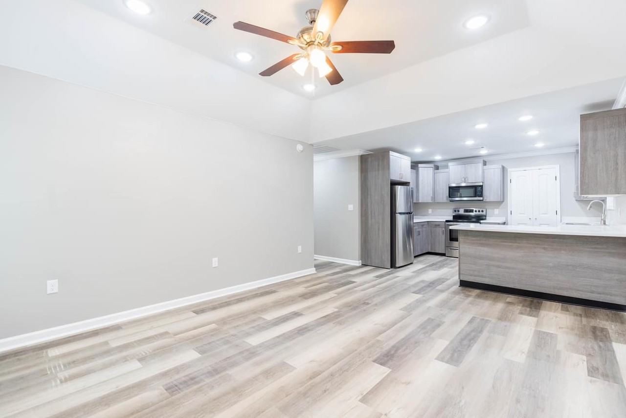 313 N High St #A - Photo 3 of 19