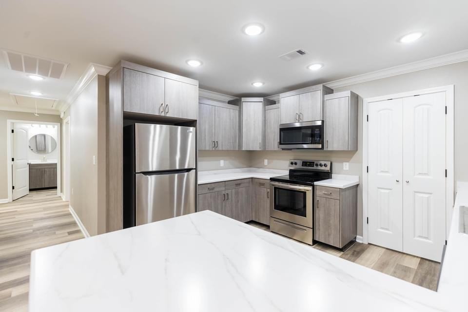 313 N High St #A - Photo 4 of 19