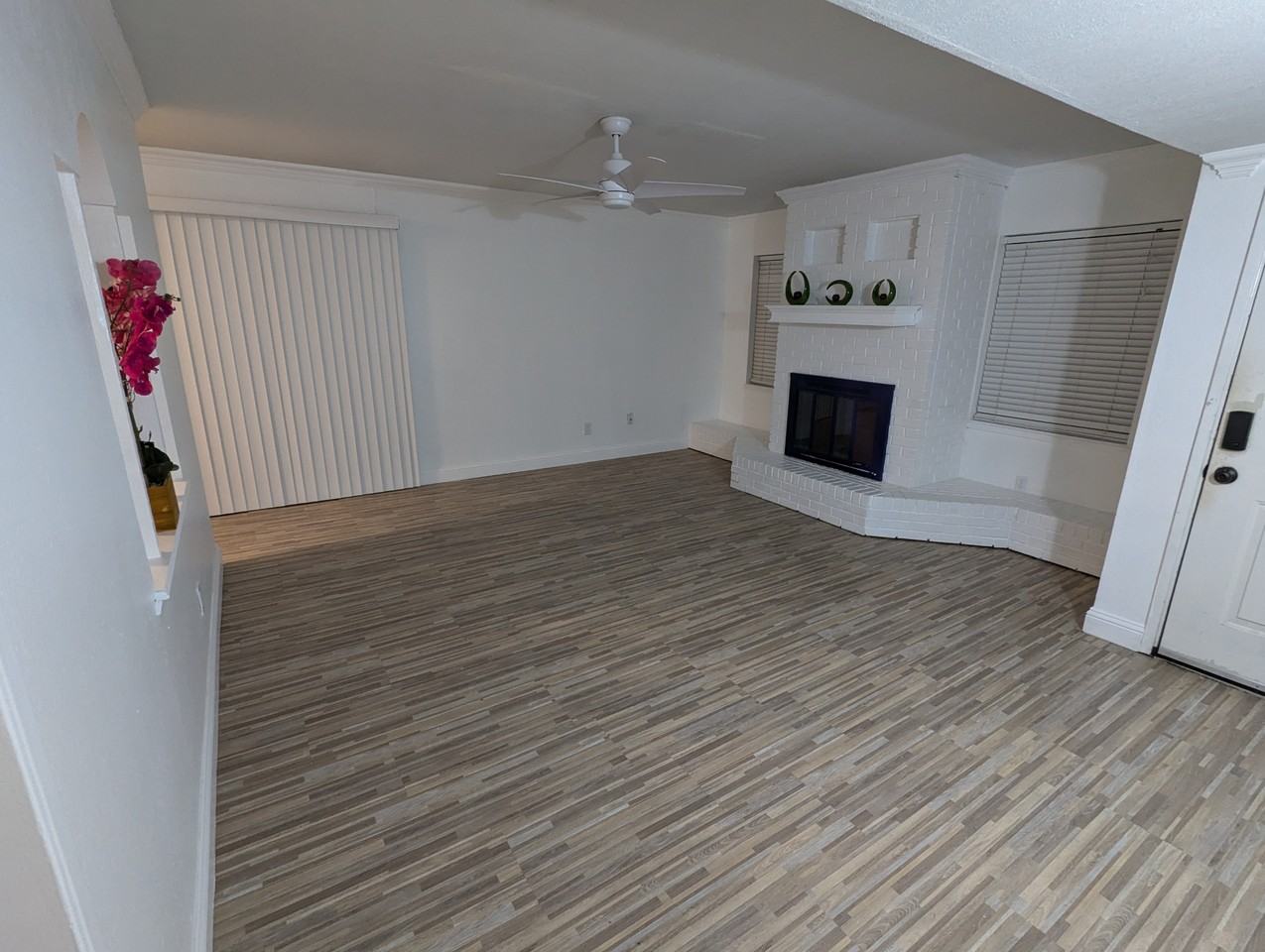 3134 Edelweiss Dr #NA - Photo 5 of 17