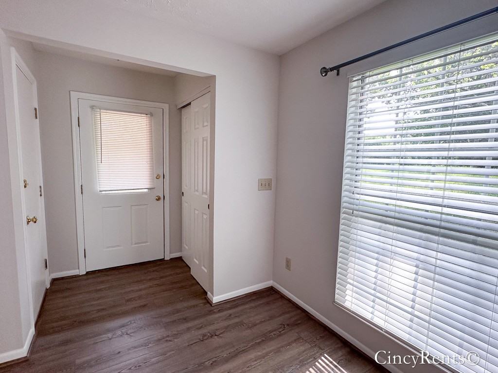 7571 Greenarbor Dr #7571 - Photo 3 of 29