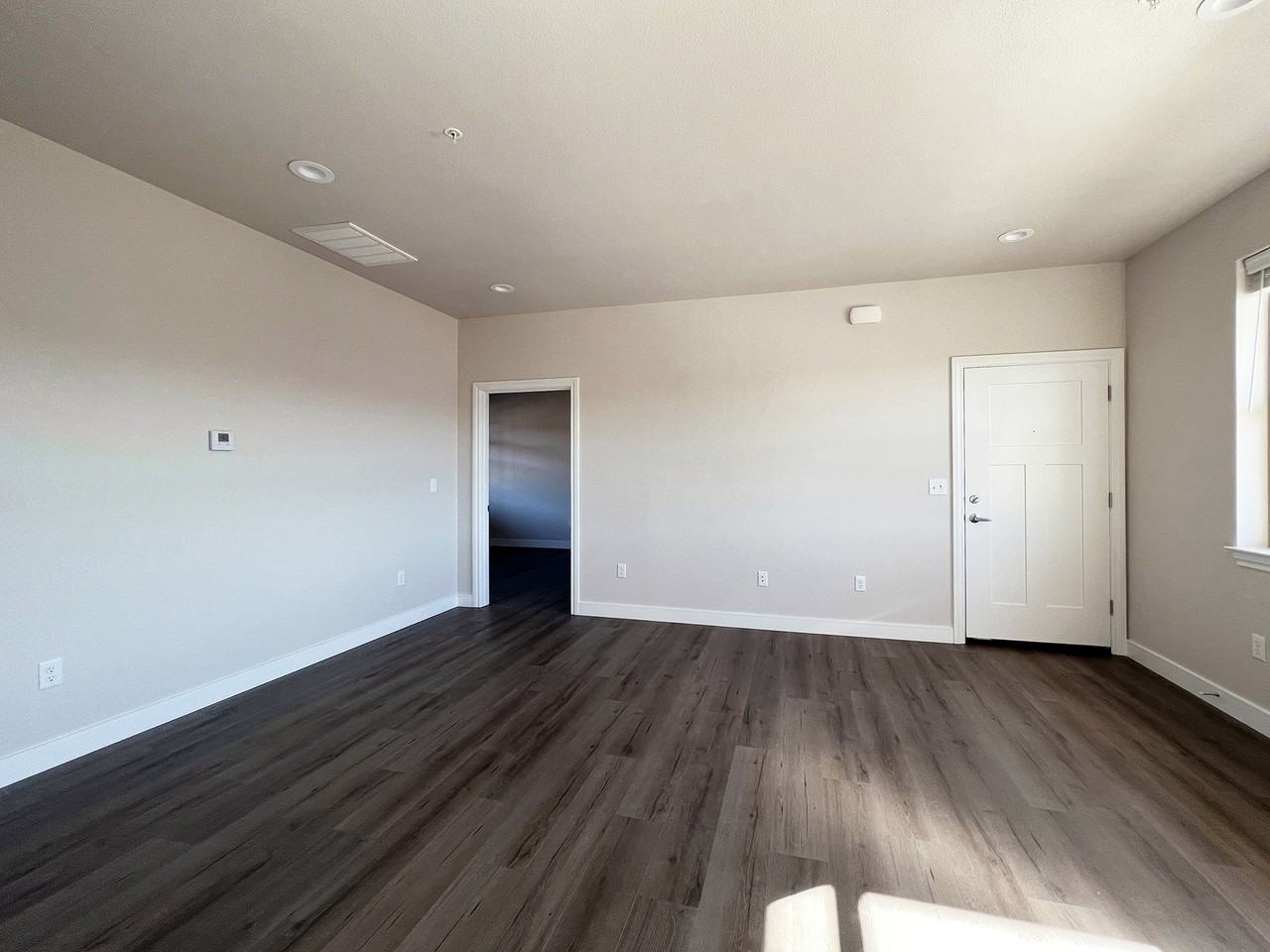 3047 Smith Ln #3047 - Photo 2 of 17