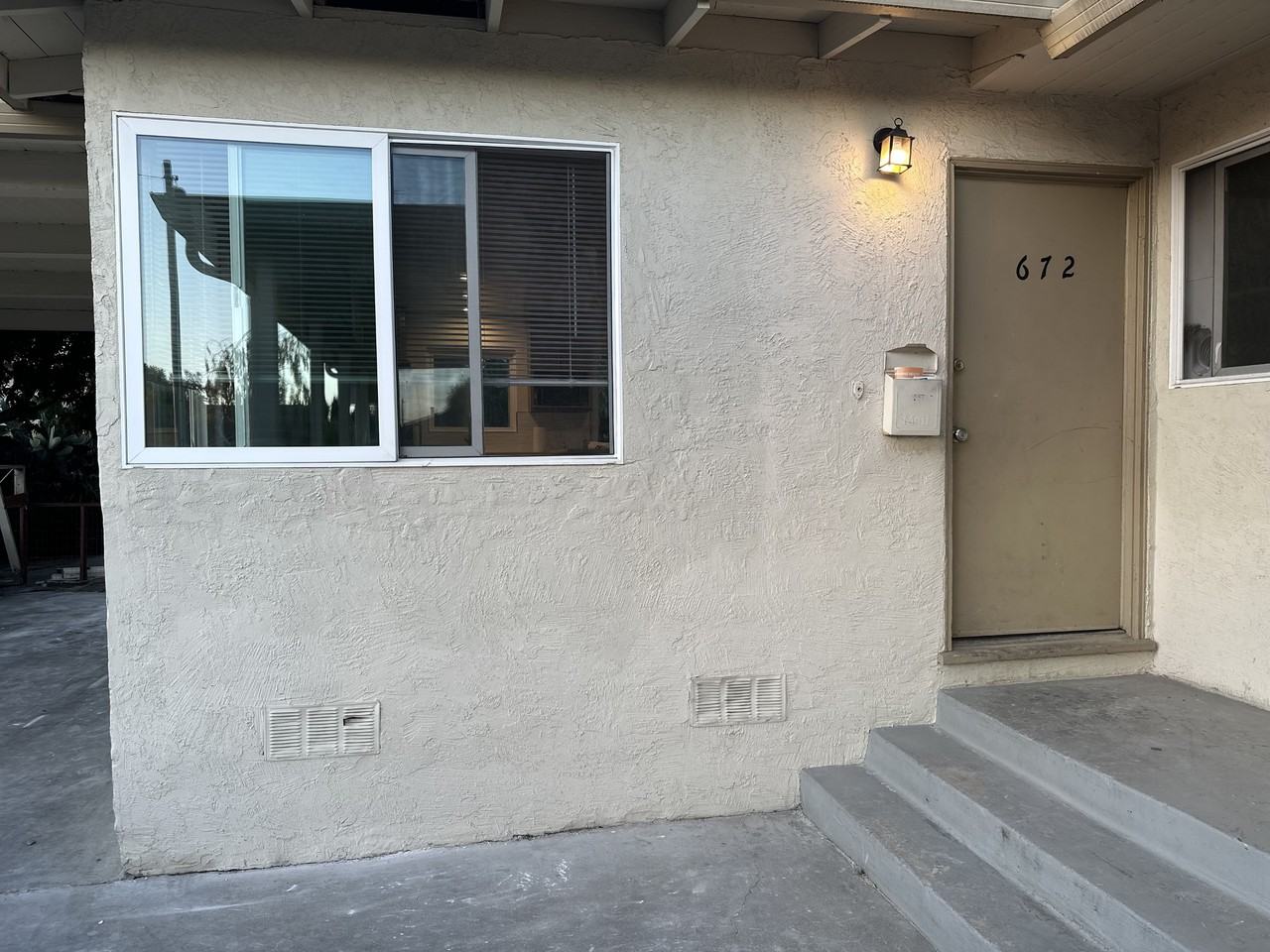 672 Banff St #672BANFF - Photo 2 of 17