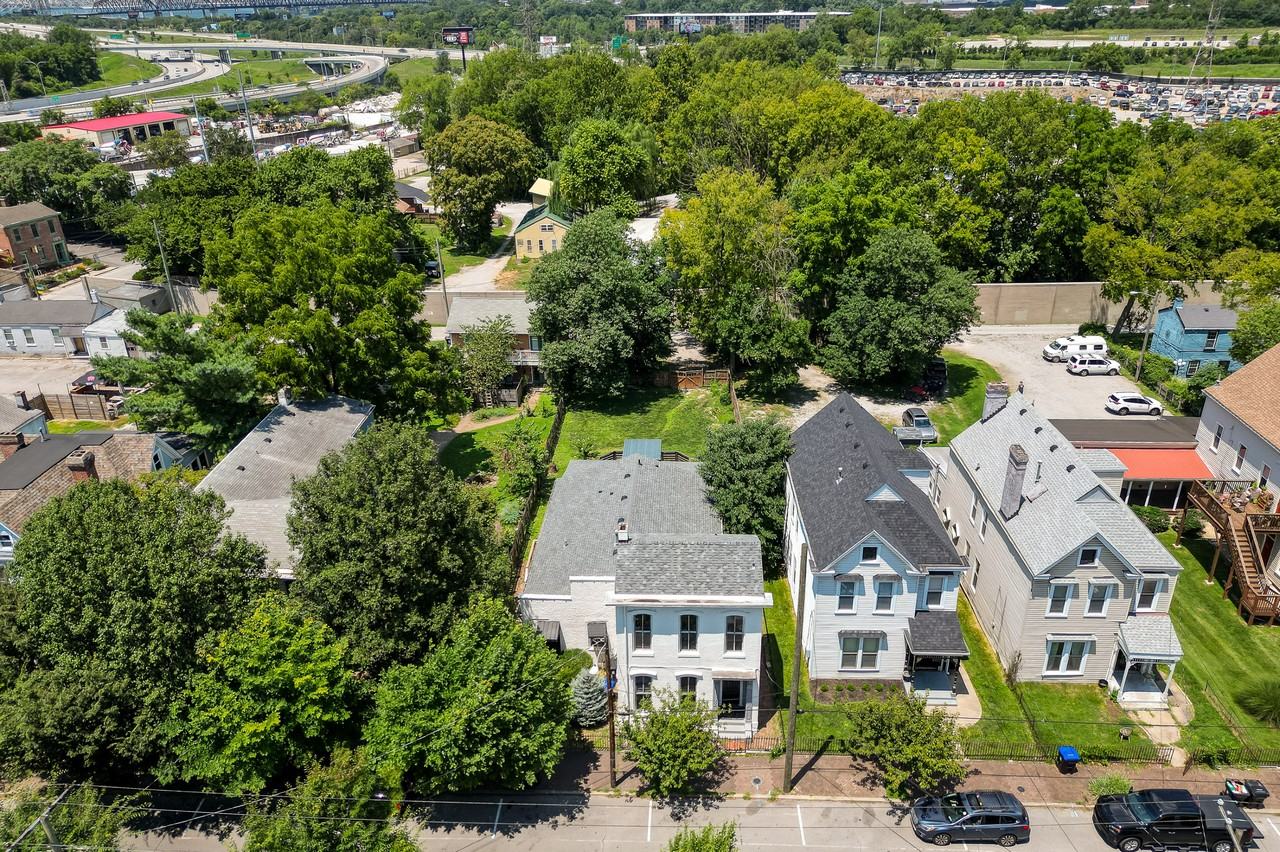 1621 Story Ave #NA - Photo 3 of 30