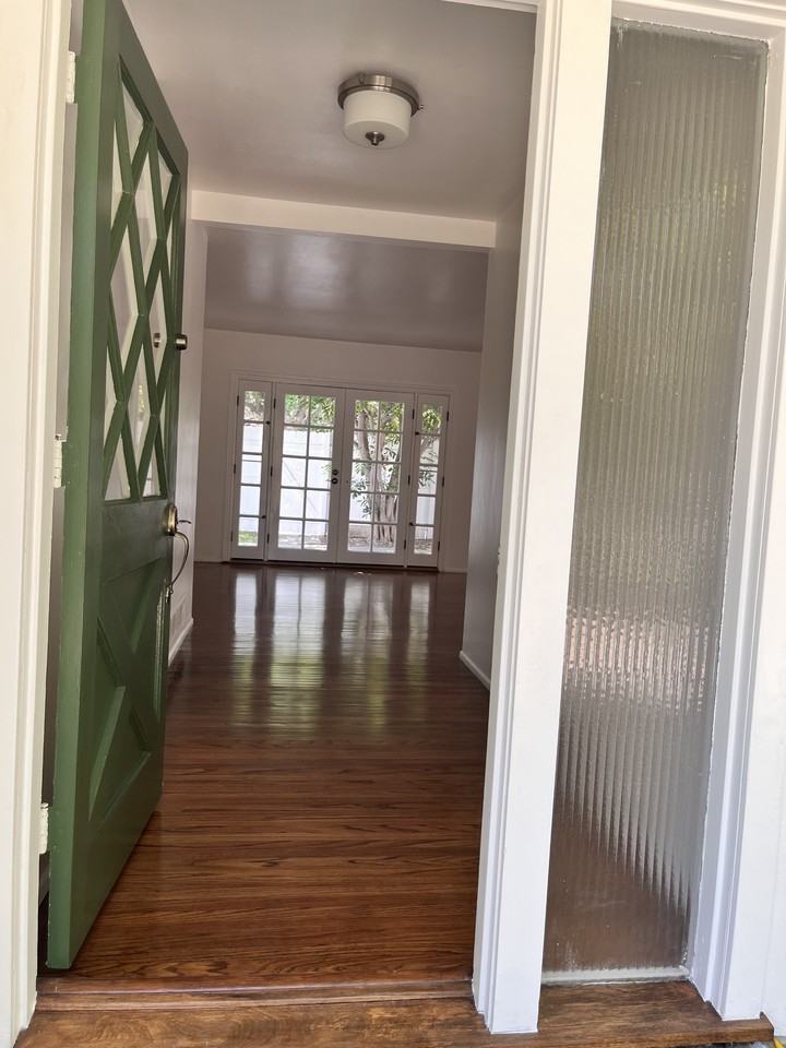 659 Linda Vista Ave #NA - Photo 3 of 47