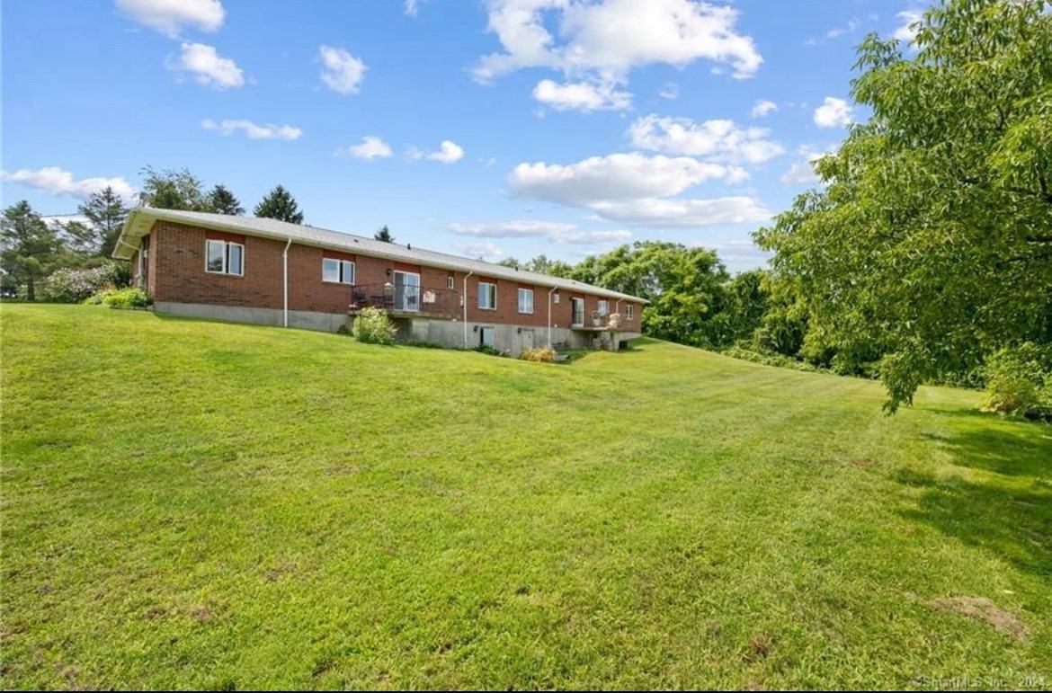 326 Babcock Hill Rd #B - Photo 3 of 6