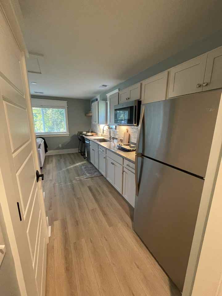 532 Fleming Rd - Photo 5 of 29