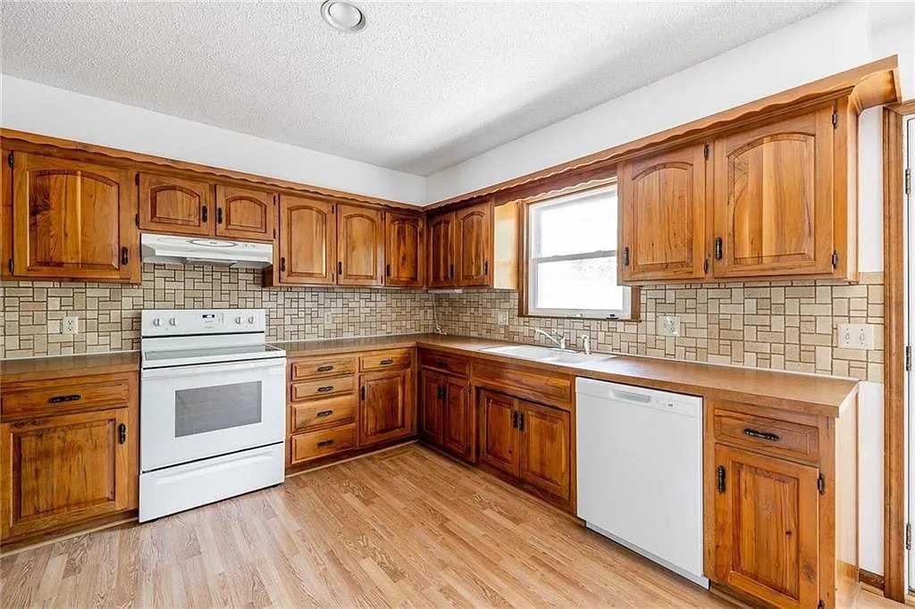 430 N Persimmon Dr #NA - Photo 2 of 12