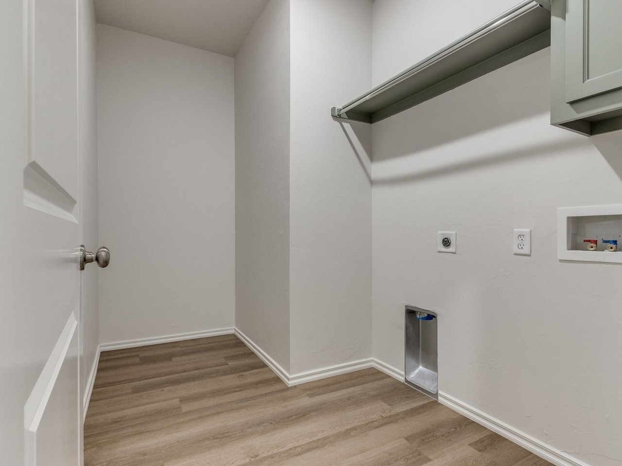 1501 Pavy Pkwy - Photo 4 of 30