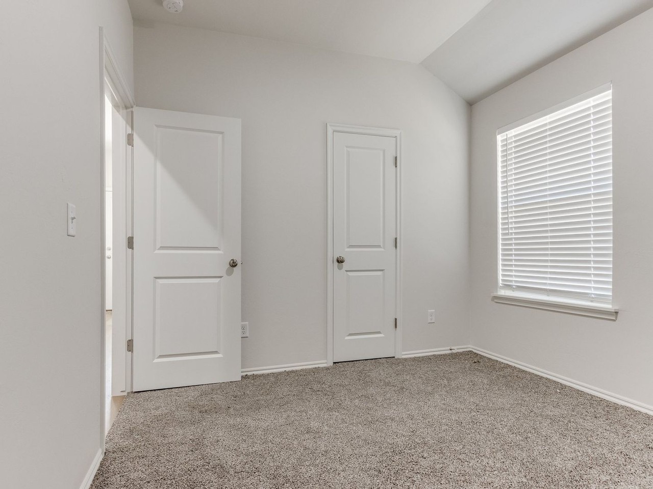 1501 Pavy Pkwy - Photo 6 of 30