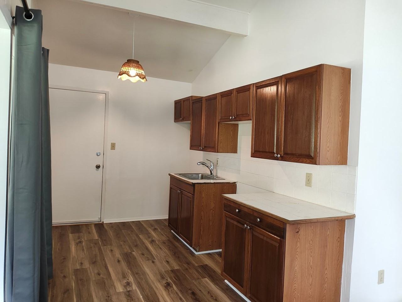 18-4148 Haumalu St - Photo 3 of 9