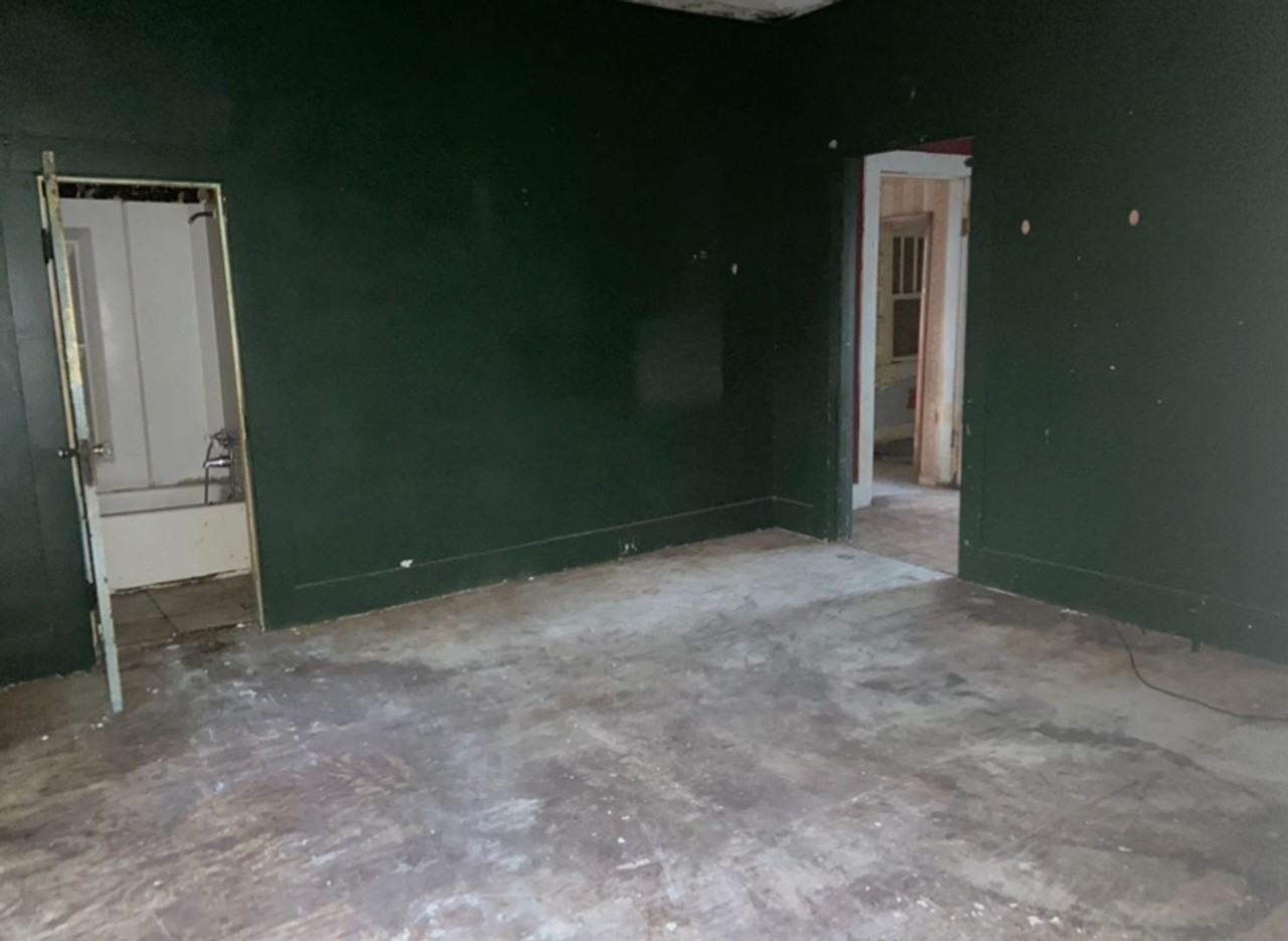 403 S Herbert St - Photo 3 of 12