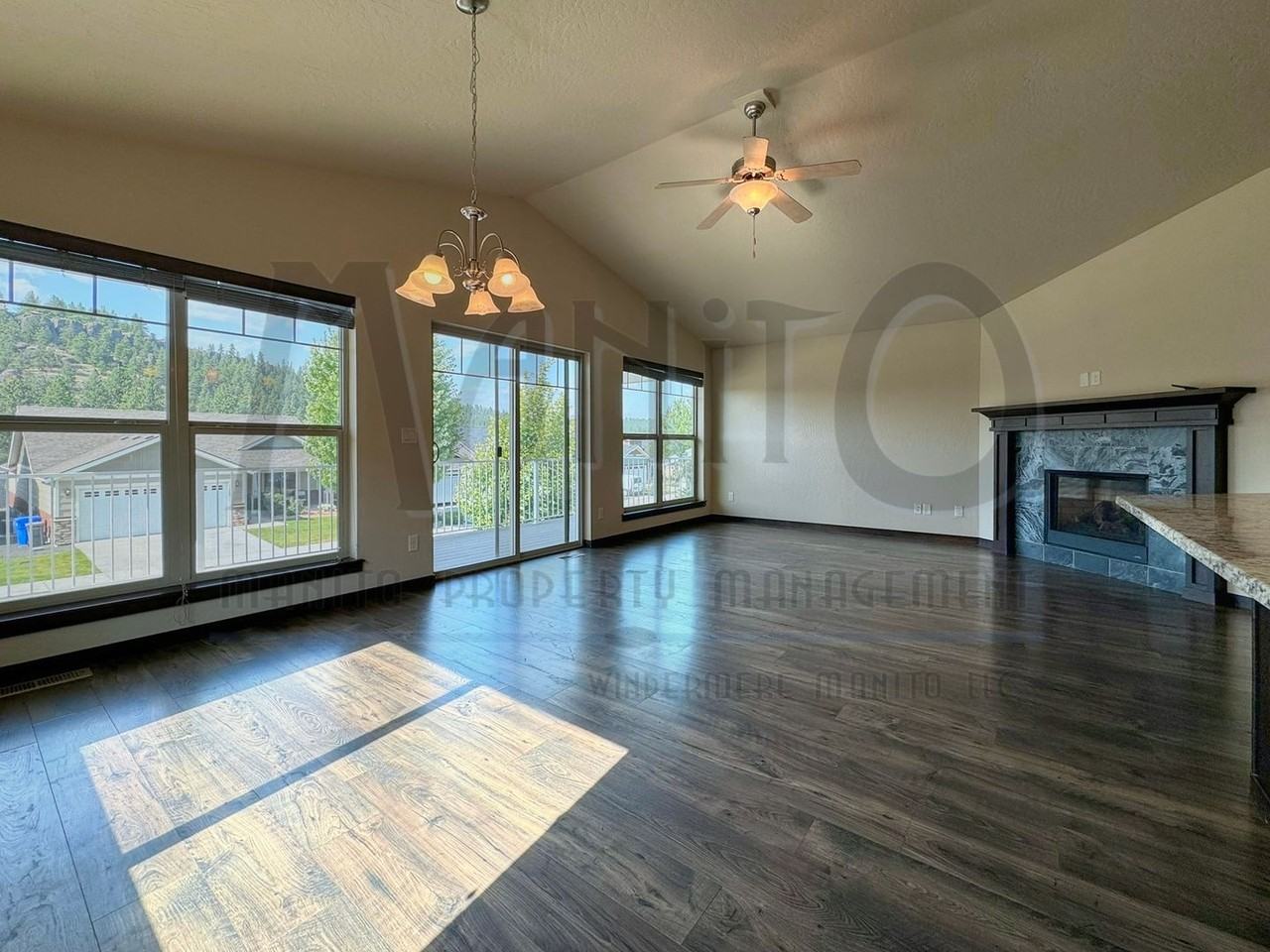 11728 E Rivercrest Dr - Photo 2 of 31