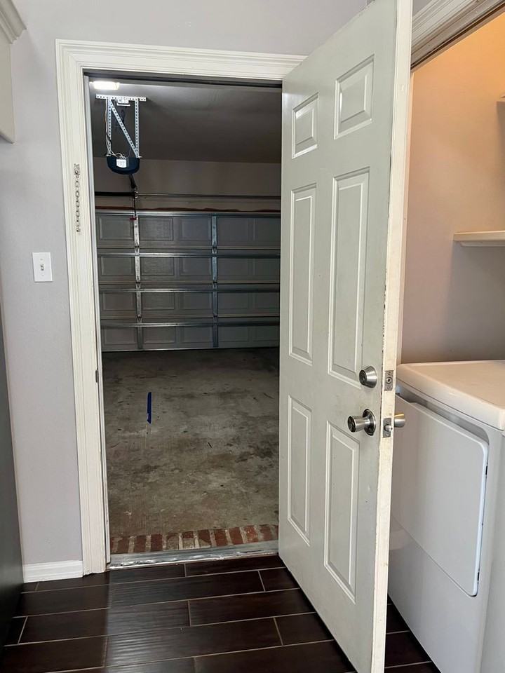 303 Briarhaven Dr - Photo 7 of 21