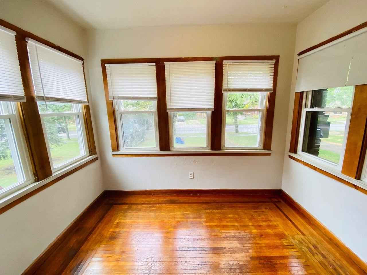 PRICE HILL - Photo 3 of 10