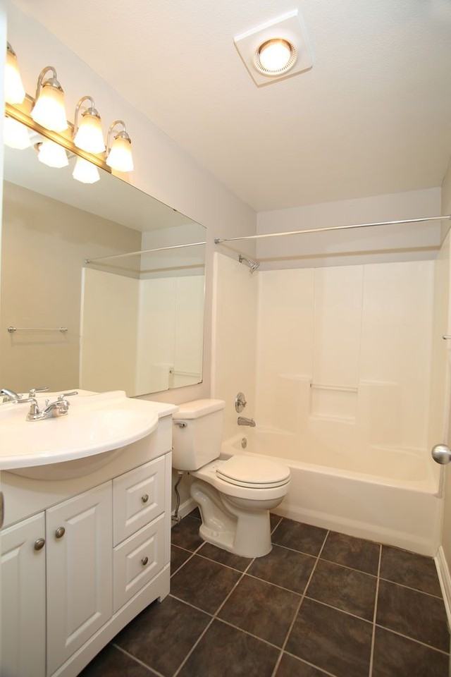 1726 Belmont Ave - Photo 7 of 9