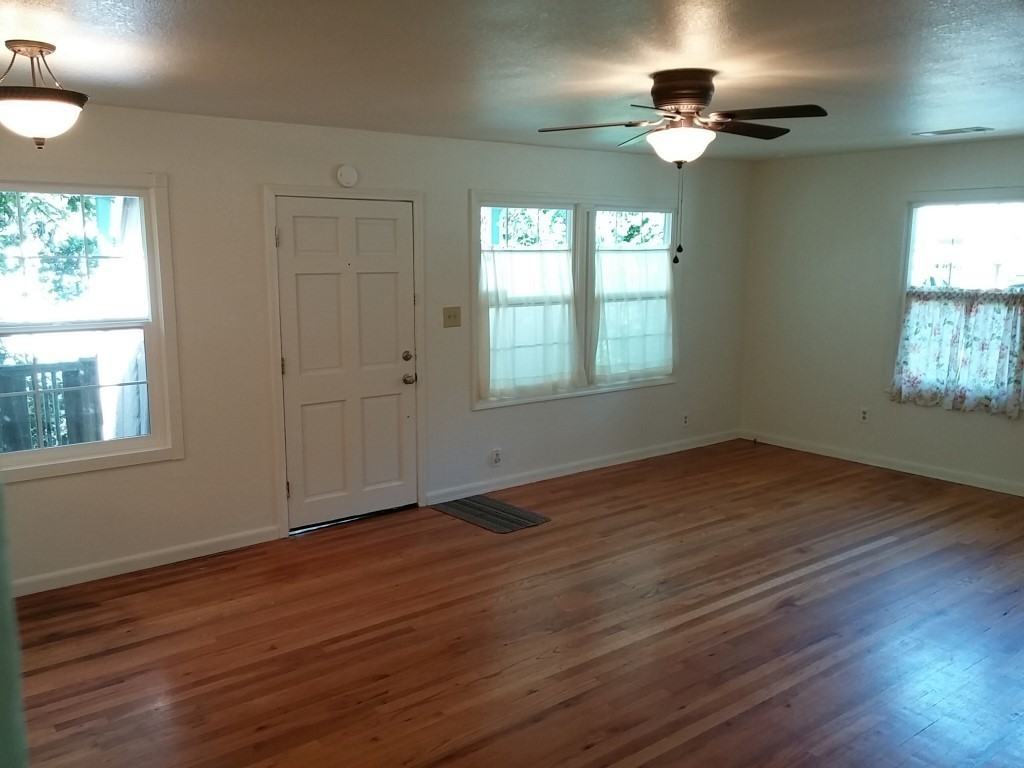 1020 East St - Photo 3 of 15