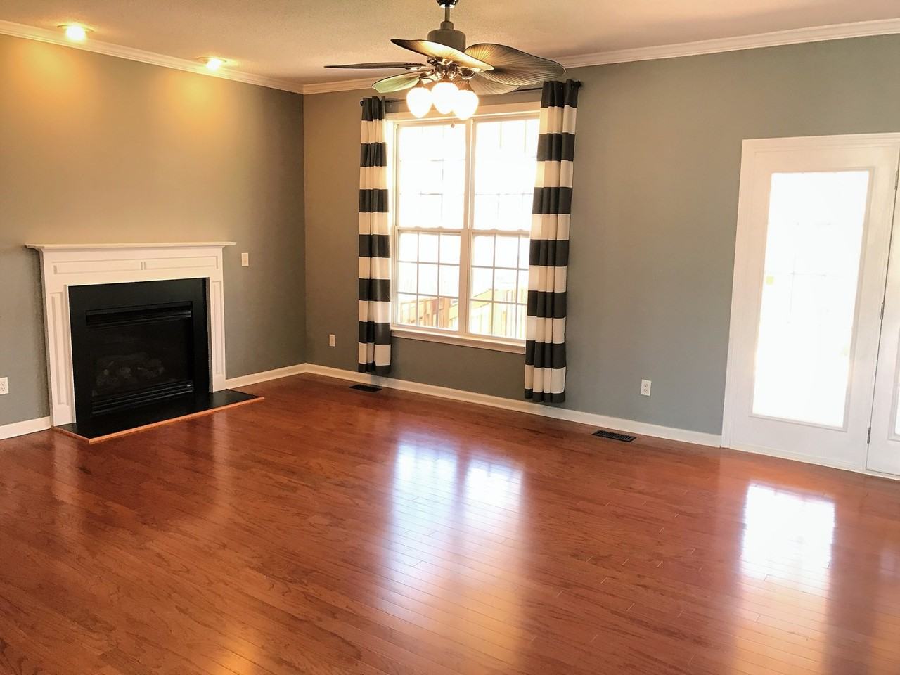 61 Yorktown Cir - Photo 5 of 25