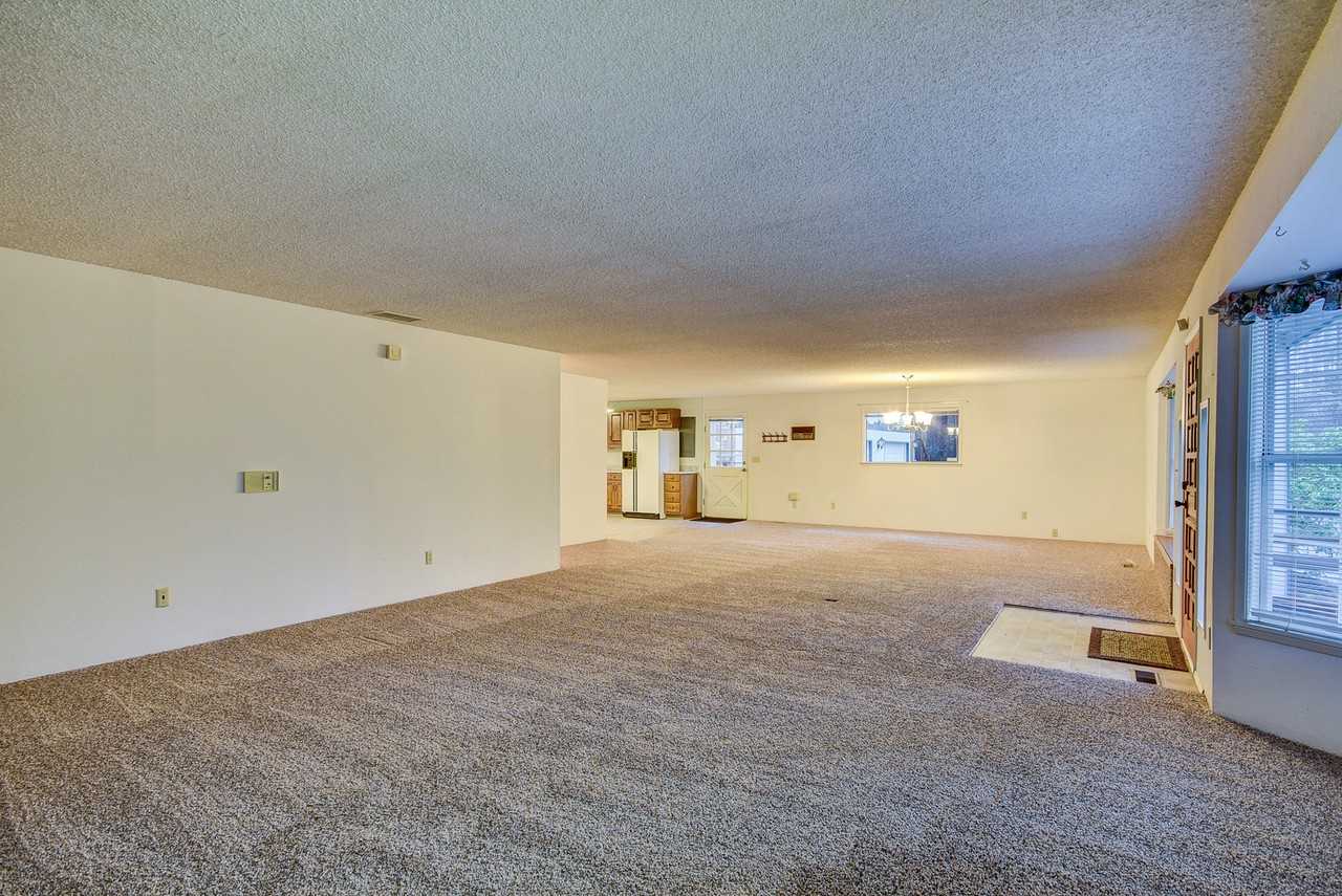 2317 Wellman Pl - Photo 4 of 19