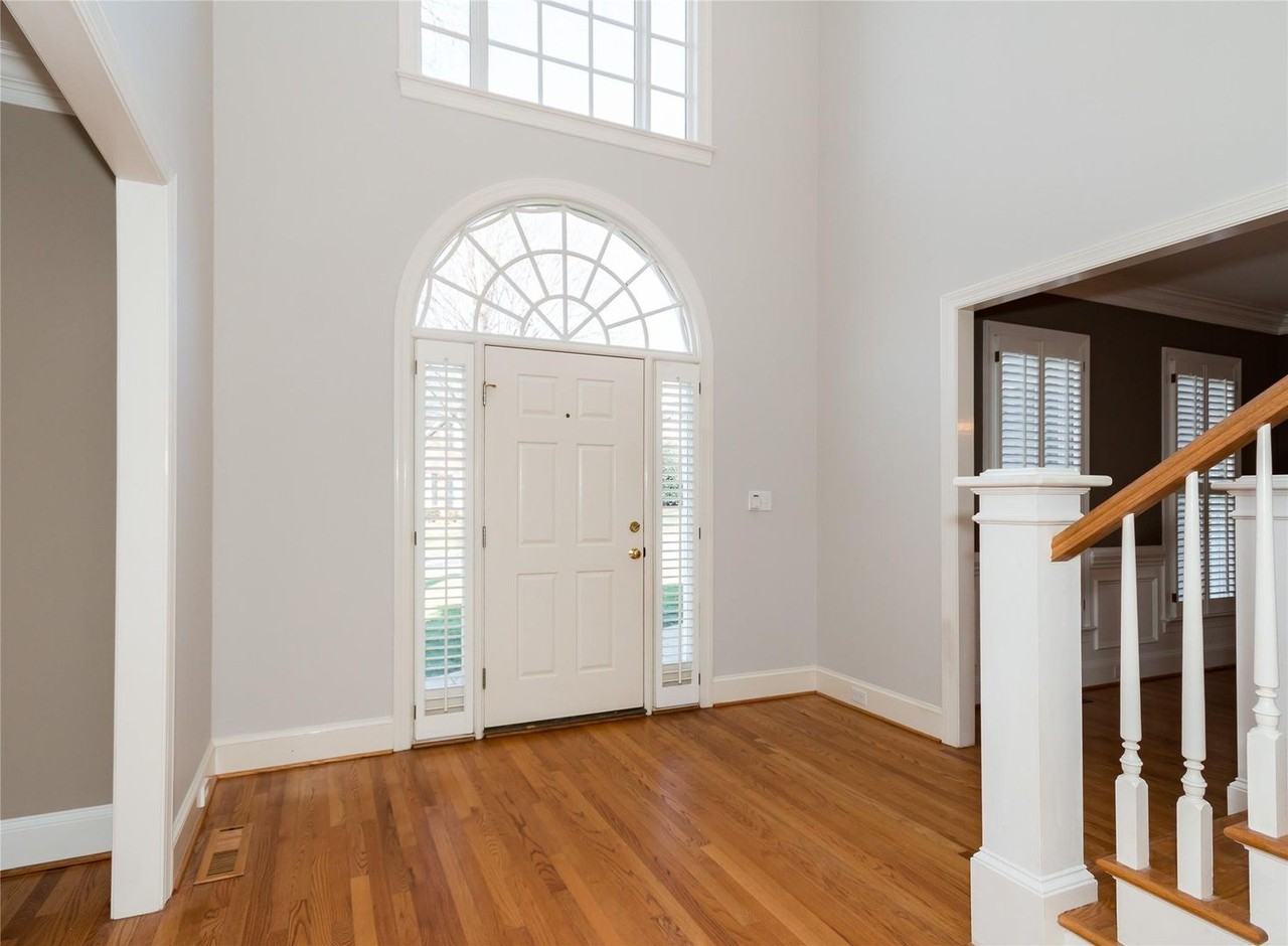 16213 Winnow Ct - Photo 3 of 38