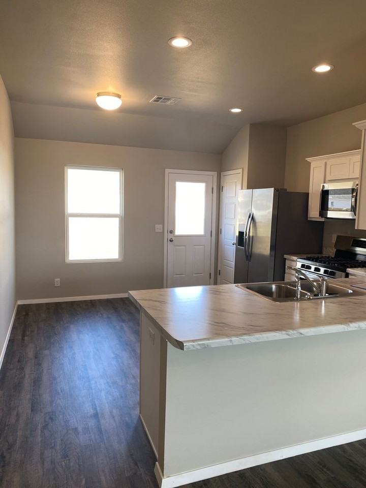 14136 N 74th East Ave - Photo 6 of 18